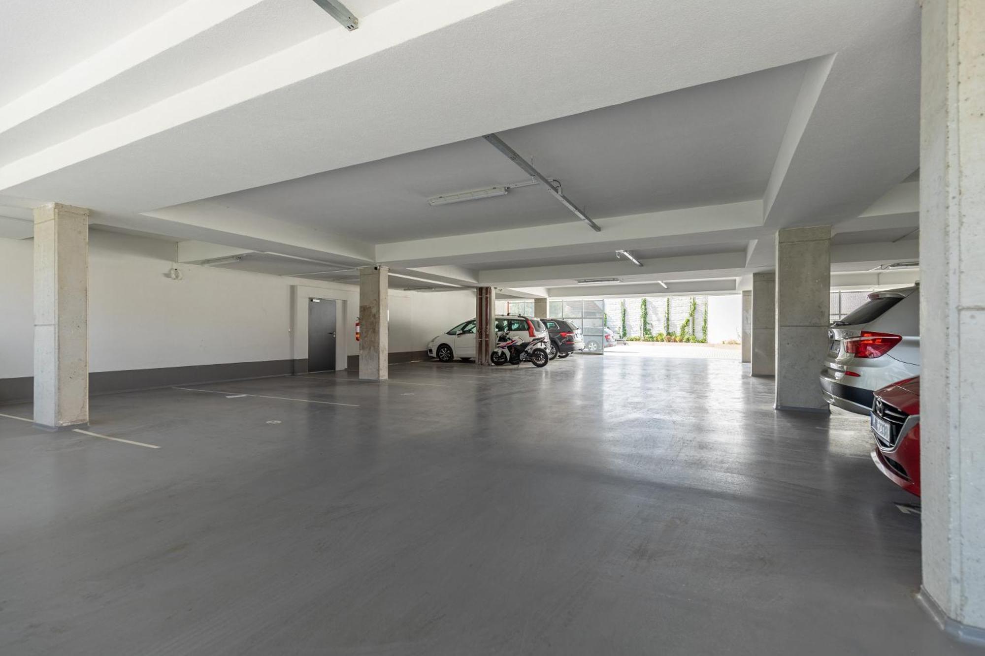Fully Equipped Apartments With Terraces, Free Garage Parking, Netflix & Ac - By Apartmany Slapanice Cz Exterior photo