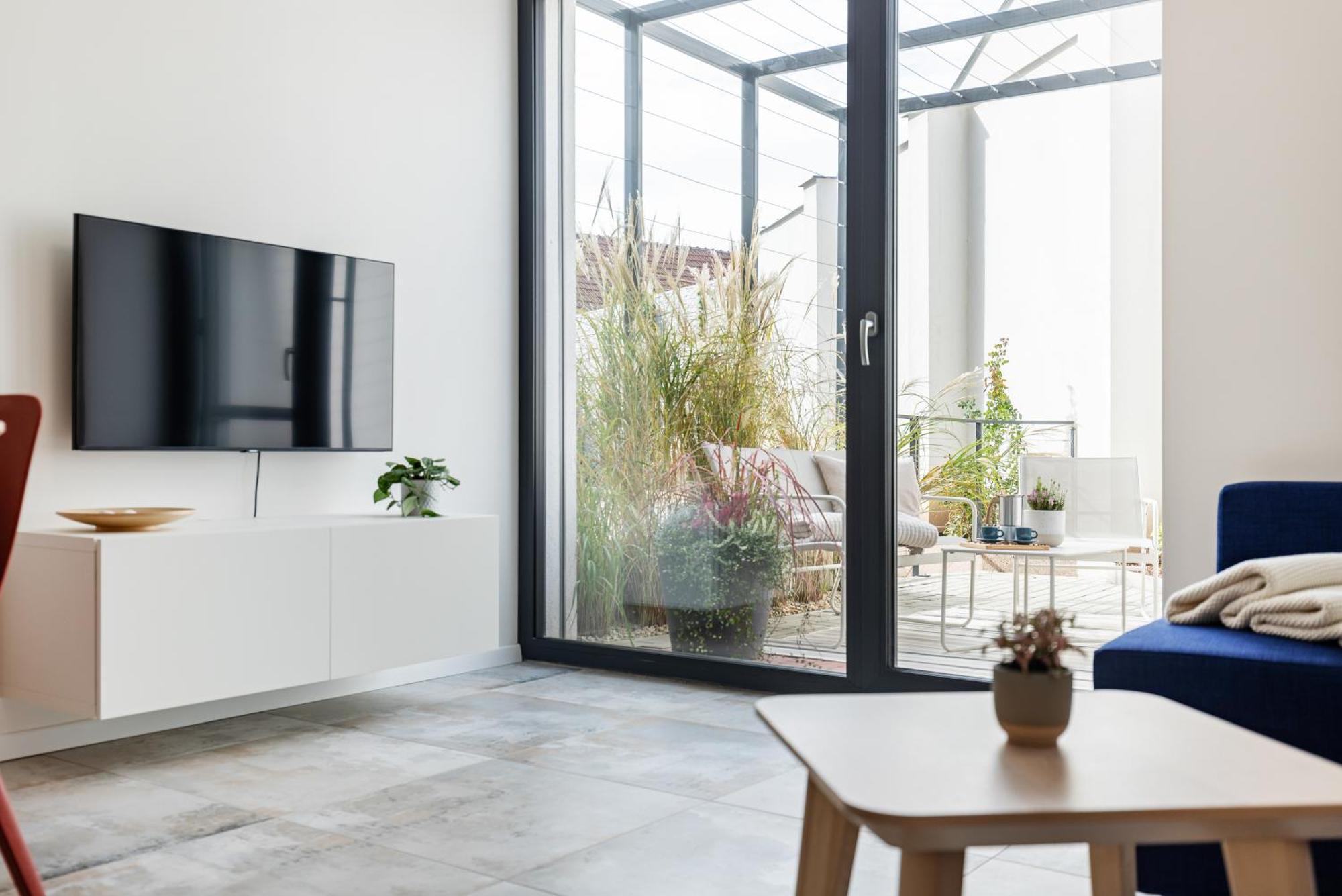 Fully Equipped Apartments With Terraces, Free Garage Parking, Netflix & Ac - By Apartmany Slapanice Cz Exterior photo