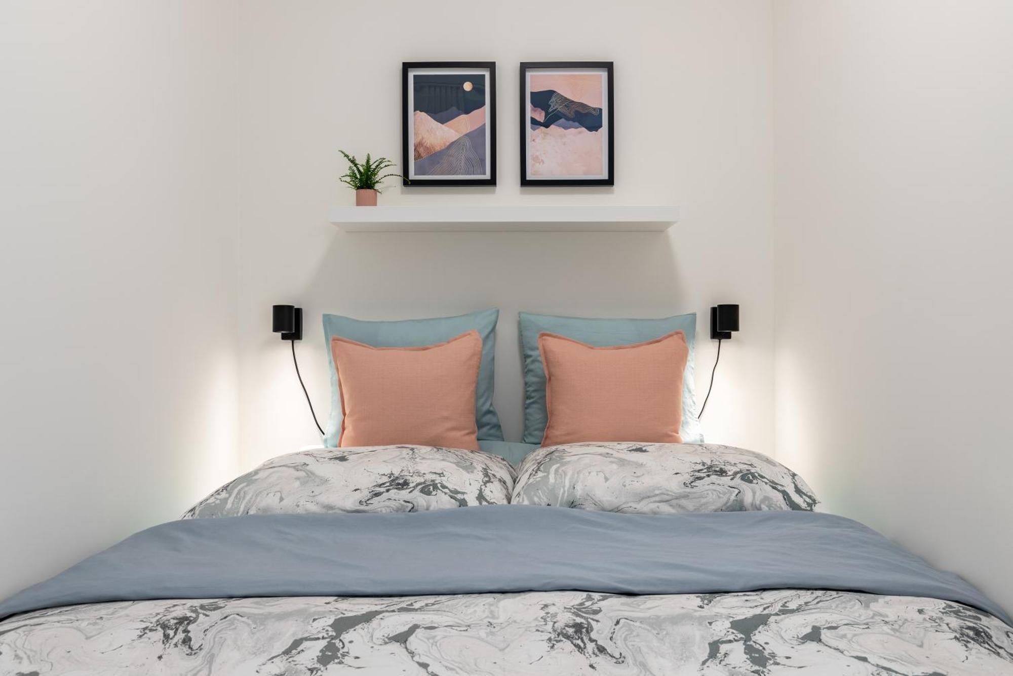 Fully Equipped Apartments With Terraces, Free Garage Parking, Netflix & Ac - By Apartmany Slapanice Cz Exterior photo